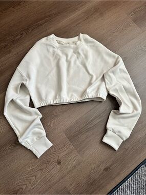 BuffBunny Cropped Crewneck - Ivory